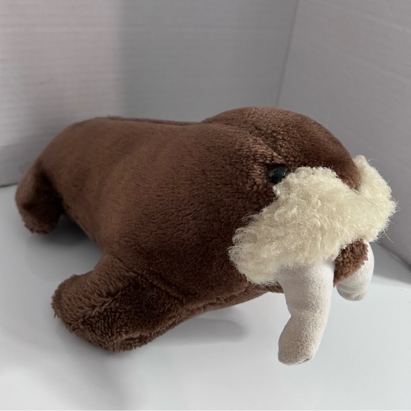 Sea World VINTAGE 1988 BROWN WALRUS 10" Plush STUFFED ANIMAL Toy - Picture 3 of 5